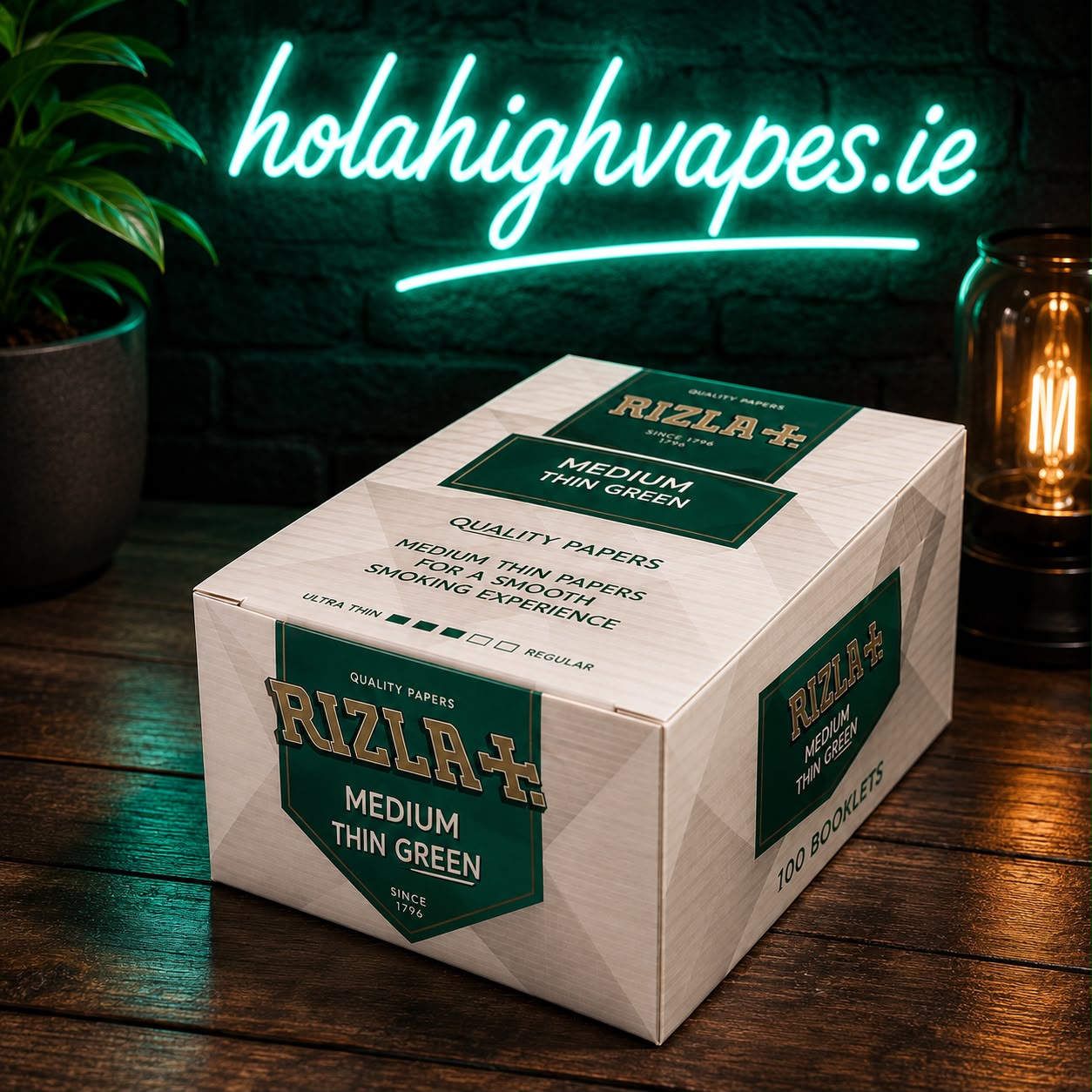 Green RIZLA Rolling Papers, Slow Burning Cigarette Papers, Full Box